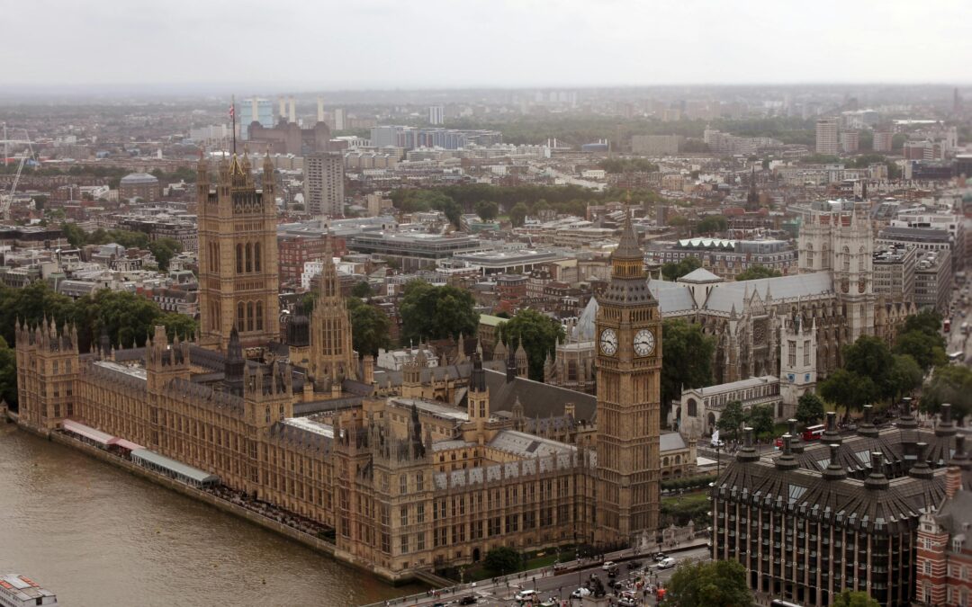 Why LAW in the UK is a Great Choice for Canadians