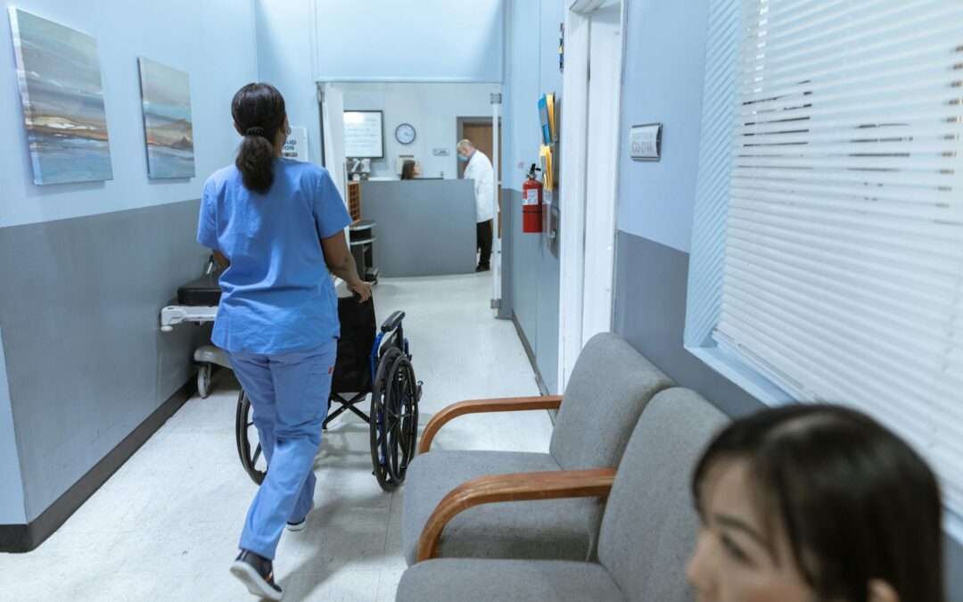 Explore TUITION FREE Nursing at Uni South Wales