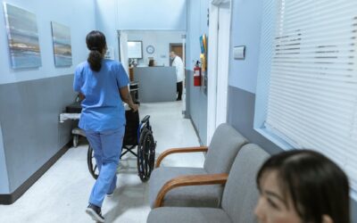 Explore TUITION FREE Nursing at Uni South Wales