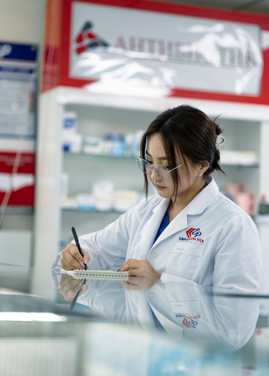 woman working in a laboratory